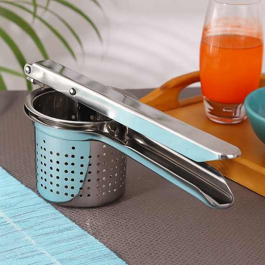 🥕 Premium Stainless Steel Radish (Mooli) Squeezer – Heavy Duty Extractor